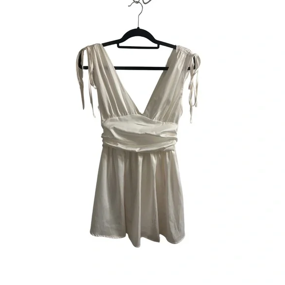 Shein MOD Silk/Satin White V Neck Ruched Mini Dress - Picture 1 of 4